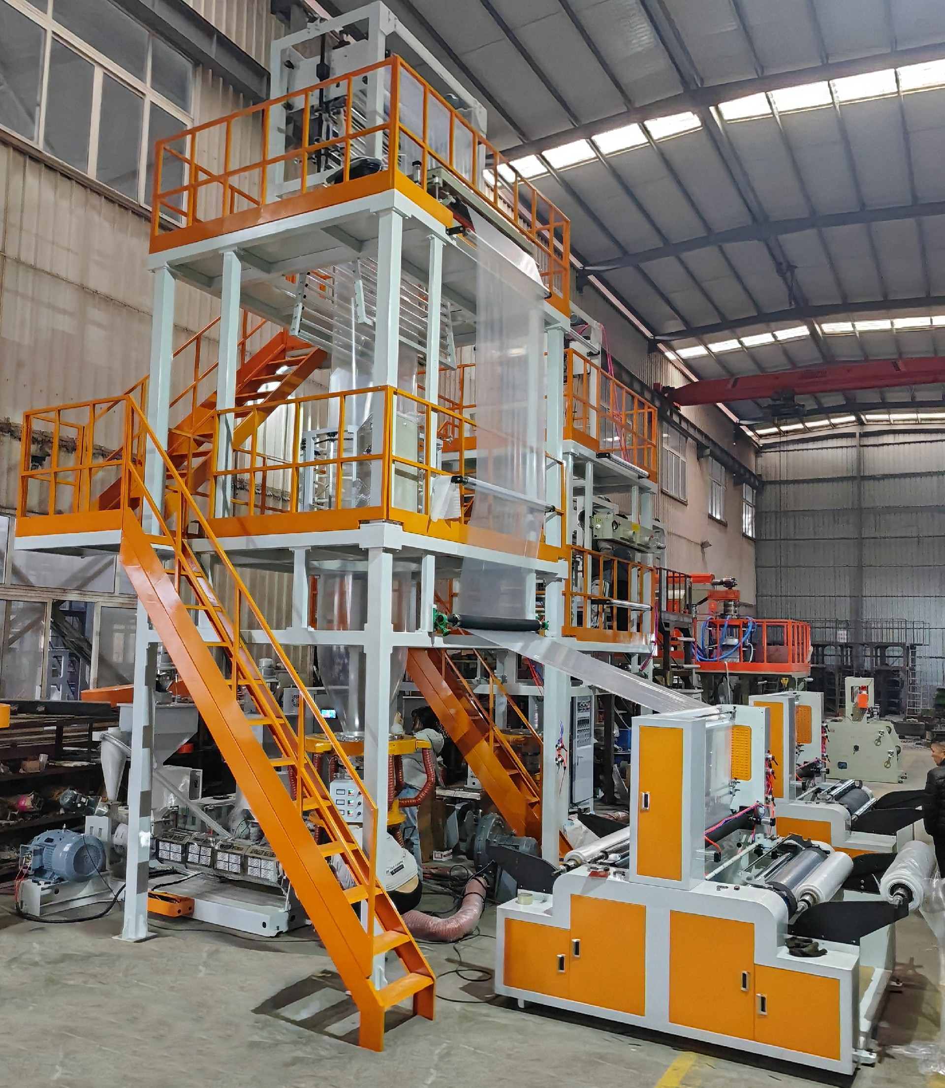 Двухслойная машина для выдувания пленки ABA